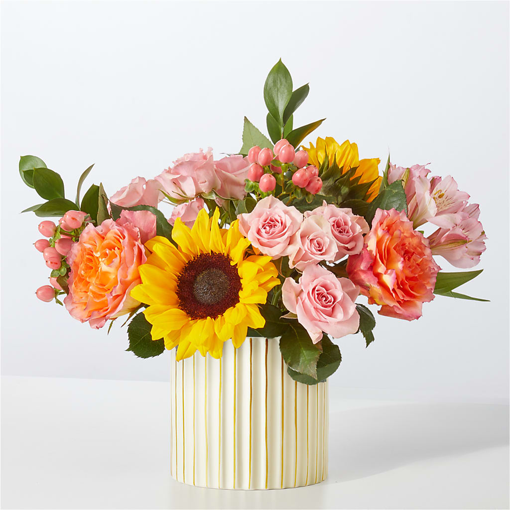 Sun's Out Bouquet – GOOSEBERRIES FLOWER SHOP BY BERKOT'S, Twin Lakes WI