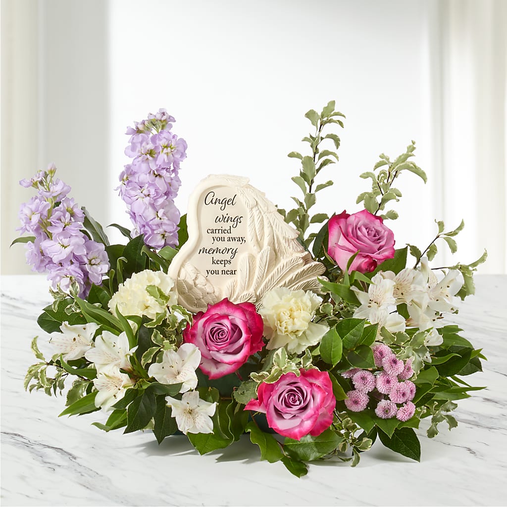 In My Heart Arrangement – GOOSEBERRIES FLOWER SHOP BY BERKOT'S, Twin Lakes WI