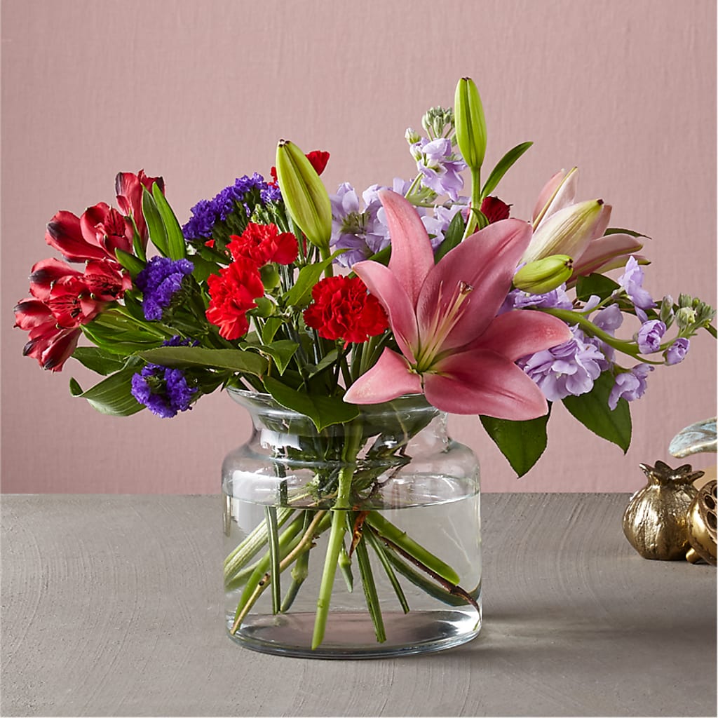 Romantique Bouquet – GOOSEBERRIES FLOWER SHOP BY BERKOT'S, Twin Lakes WI