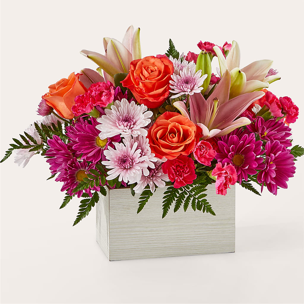Light of My Life Box Bouquet – GOOSEBERRIES FLOWER SHOP BY BERKOT'S, Twin Lakes WI