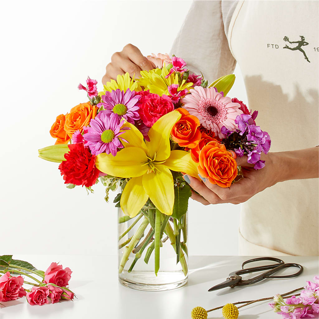 Cue the Confetti - A Florist Original – GOOSEBERRIES FLOWER SHOP BY BERKOT'S, Twin Lakes WI