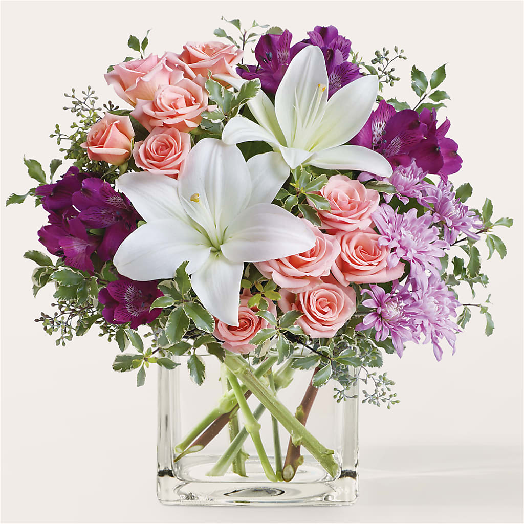 Mani Pedi Bouquet – GOOSEBERRIES FLOWER SHOP BY BERKOT'S, Twin Lakes WI
