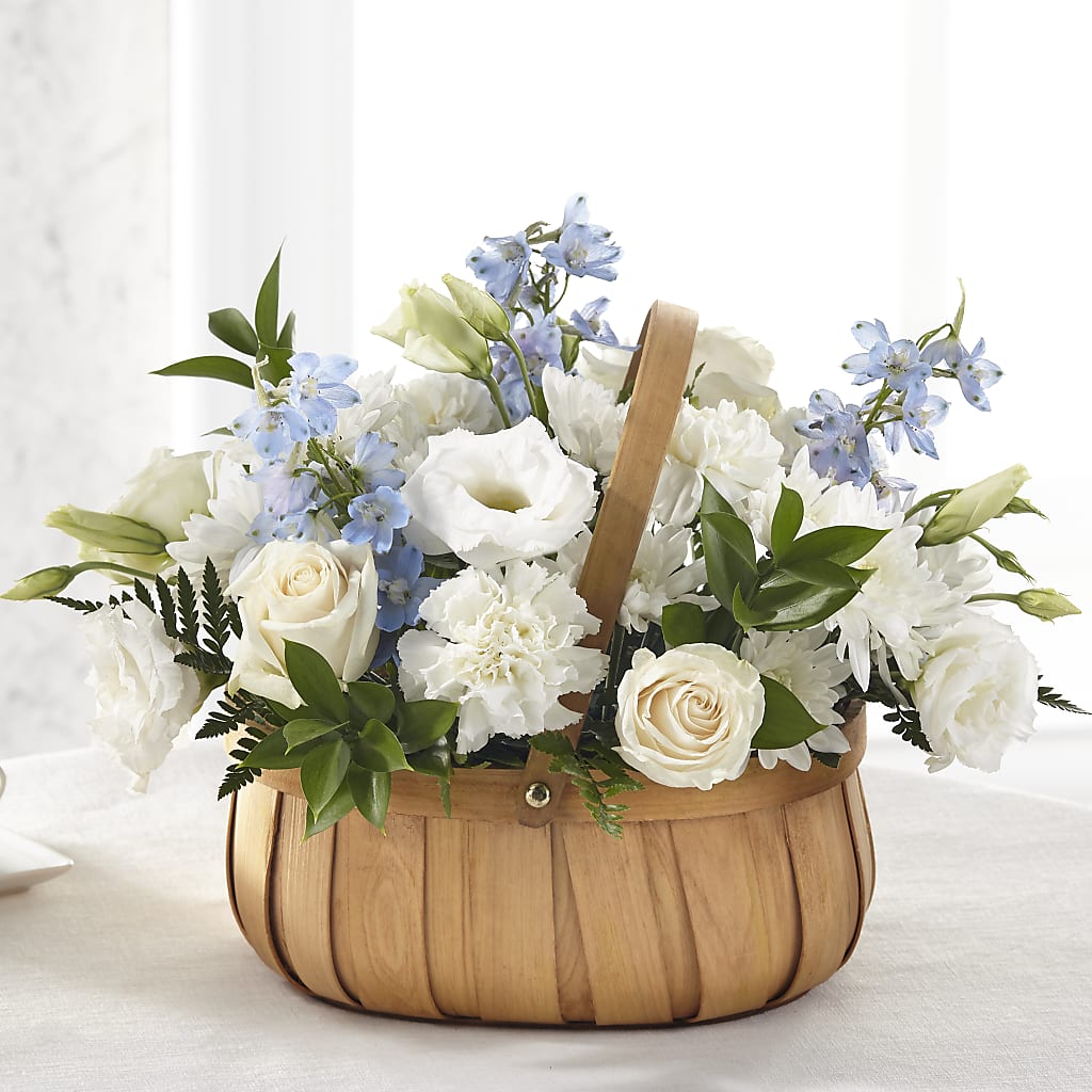 Sincerely Heartfelt Basket – GOOSEBERRIES FLOWER SHOP BY BERKOT'S, Twin Lakes WI