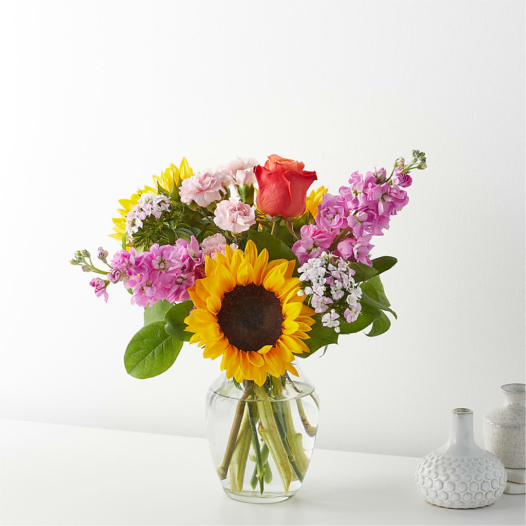 Yellow Brick Road Bouquet – GOOSEBERRIES FLOWER SHOP BY BERKOT'S, Twin Lakes WI