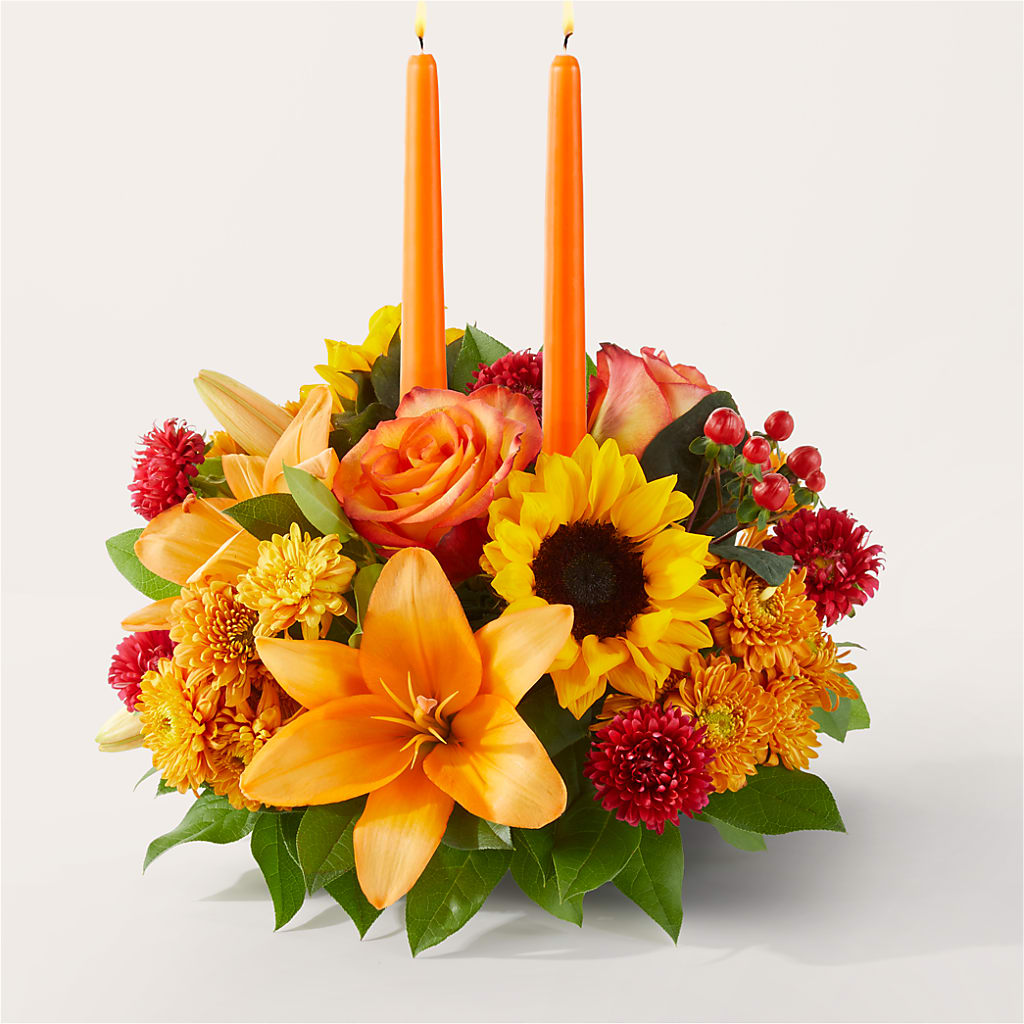 Grateful Centerpiece – GOOSEBERRIES FLOWER SHOP BY BERKOT'S, Twin Lakes WI