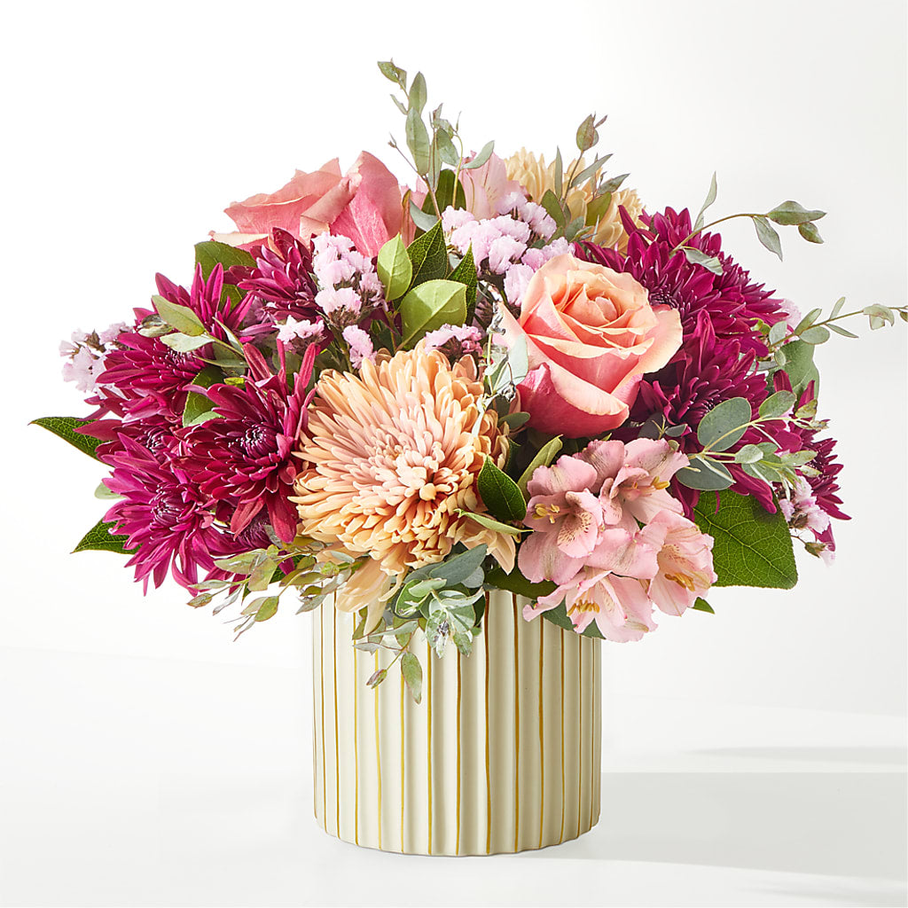 Berry Cobbler Bouquet with Ivory Vase – GOOSEBERRIES FLOWER SHOP BY BERKOT'S, Twin Lakes WI