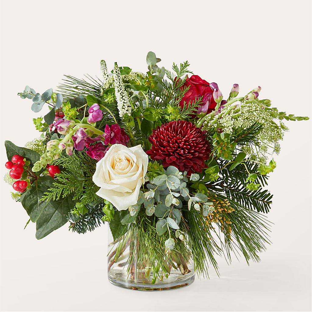 Cranberry Fizz Bouquet – GOOSEBERRIES FLOWER SHOP BY BERKOT'S, Twin Lakes WI