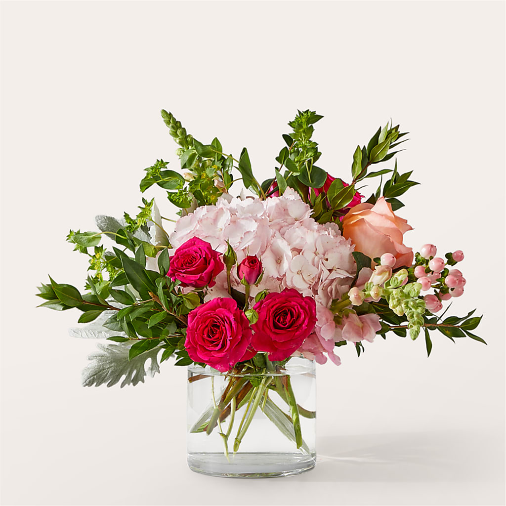 Glitz & Glam Bouquet – GOOSEBERRIES FLOWER SHOP BY BERKOT'S, Twin Lakes WI
