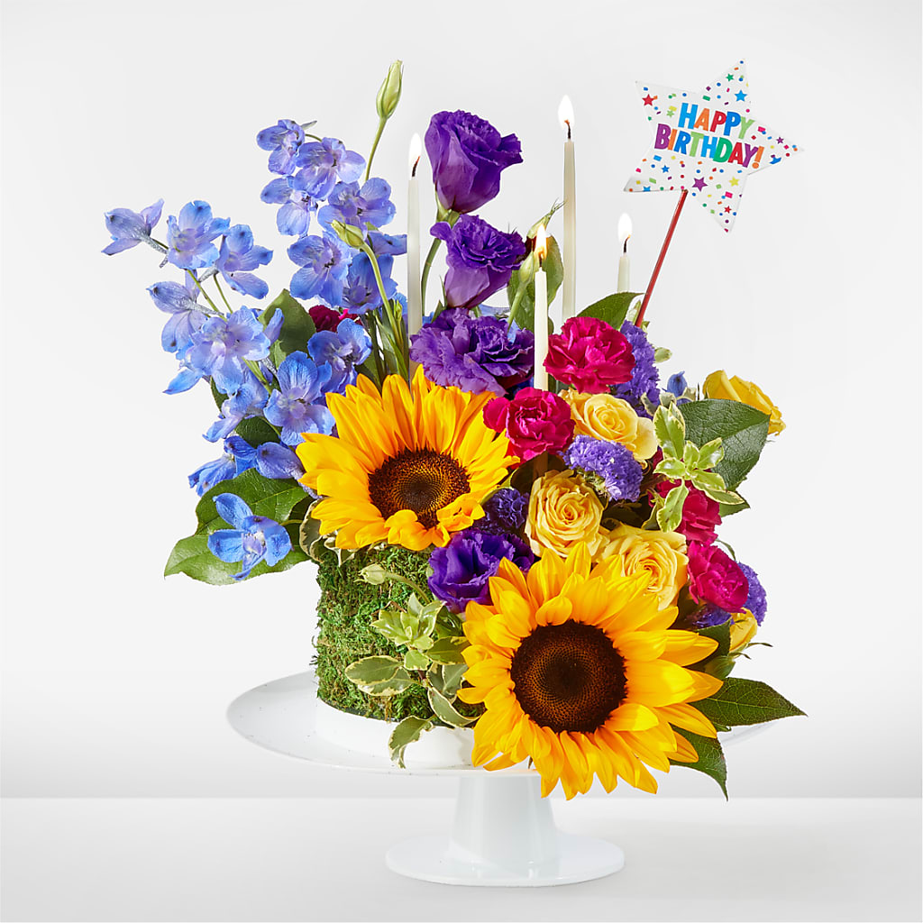 Star of the Day Floral Cake – GOOSEBERRIES FLOWER SHOP BY BERKOT'S, Twin Lakes WI