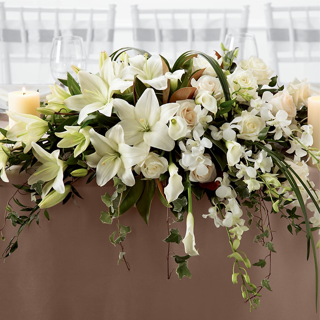 White Linen Arrangement – GOOSEBERRIES FLOWER SHOP BY BERKOT'S, Twin Lakes WI