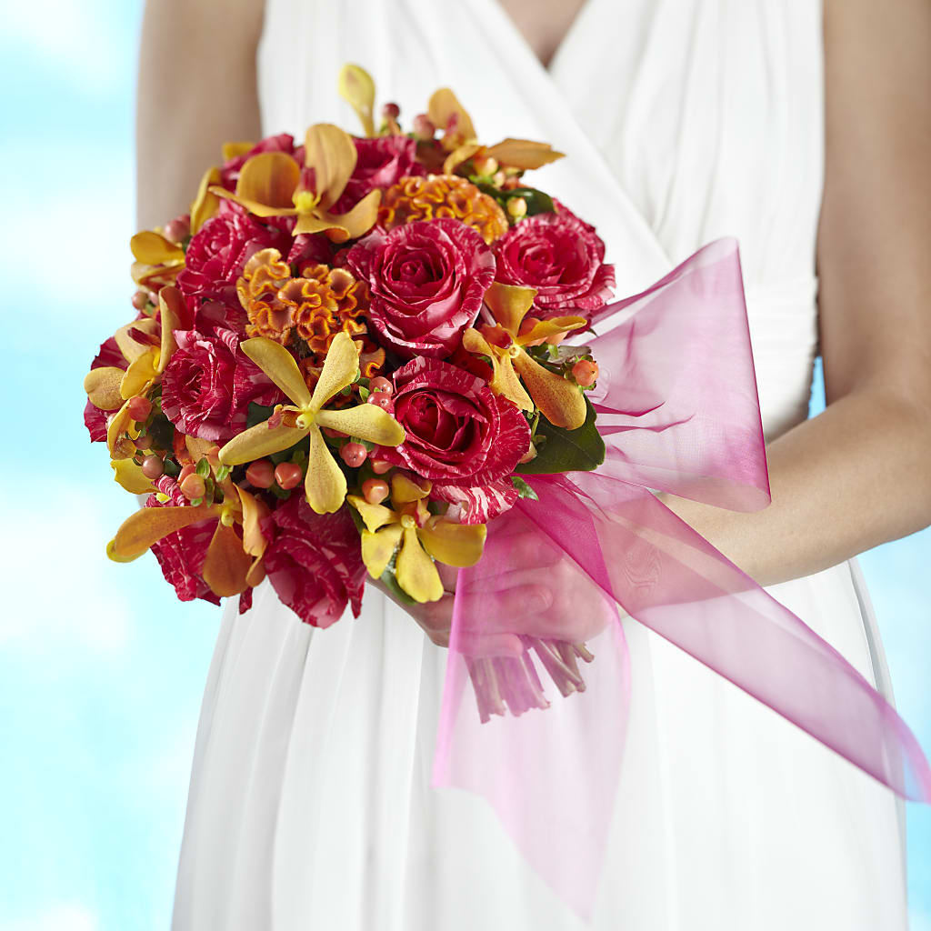 Brilliant Shades of Love Bouquet – GOOSEBERRIES FLOWER SHOP BY BERKOT'S, Twin Lakes WI
