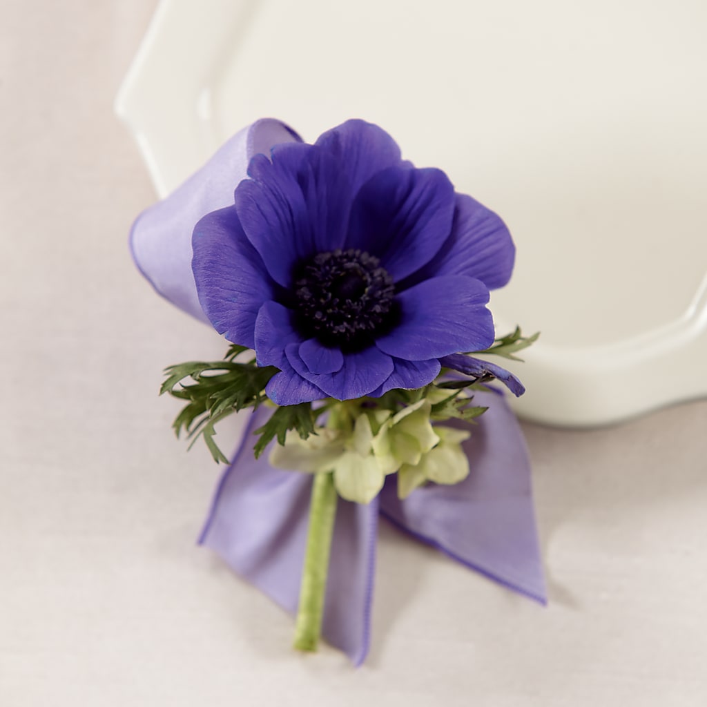 Purple Passion Boutonniere – GOOSEBERRIES FLOWER SHOP BY BERKOT'S, Twin Lakes WI
