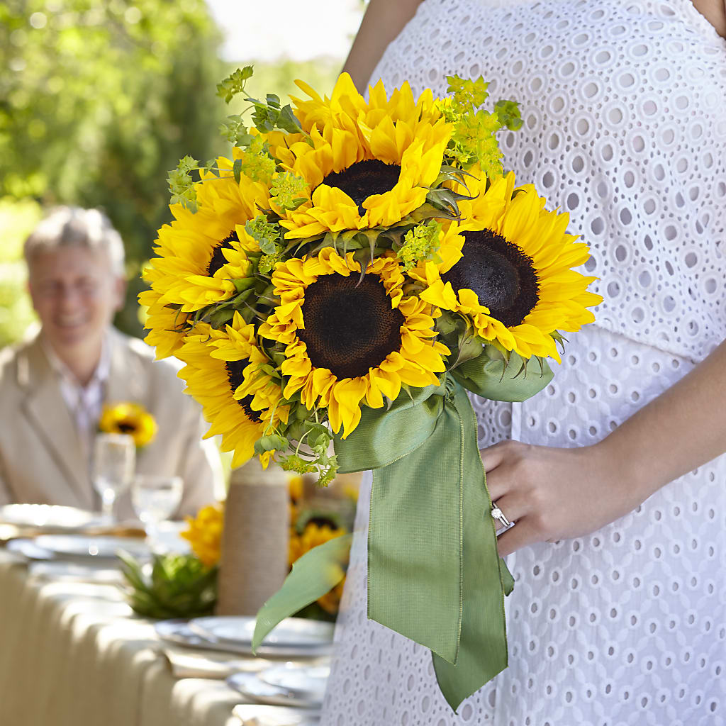 Free Spirit Bouquet – GOOSEBERRIES FLOWER SHOP BY BERKOT'S, Twin Lakes WI