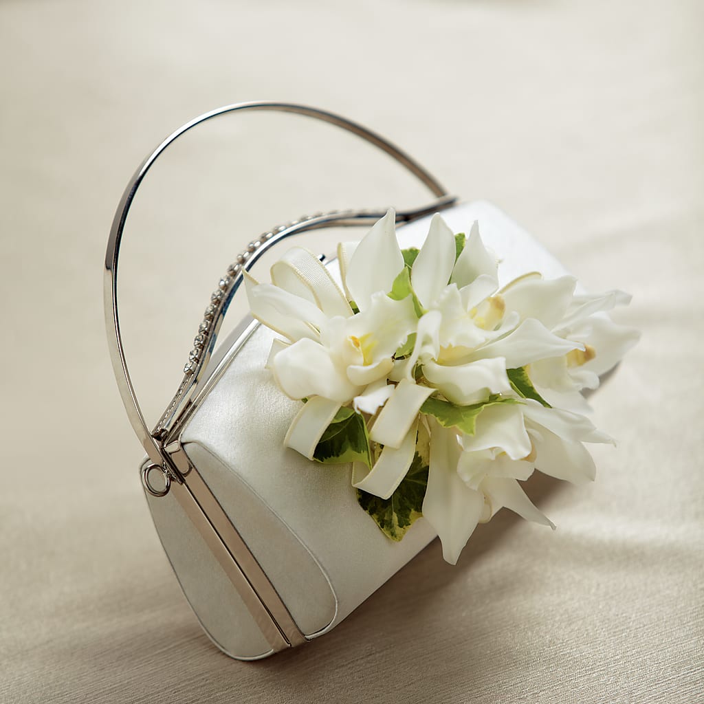 White Purse Decor – GOOSEBERRIES FLOWER SHOP BY BERKOT'S, Twin Lakes WI