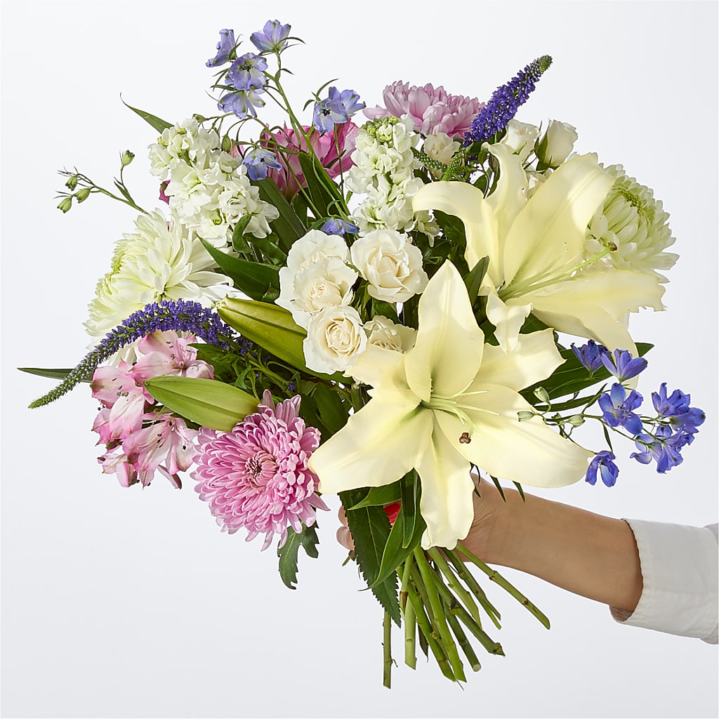 Winter Celebration Bouquet – GOOSEBERRIES FLOWER SHOP BY BERKOT'S, Twin Lakes WI