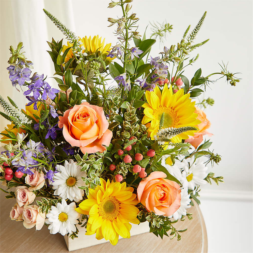 The Good Life Bouquet – GOOSEBERRIES FLOWER SHOP BY BERKOT'S, Twin Lakes WI