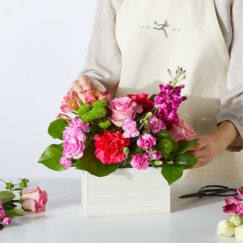 Sweetberry Box – A Florist Original – GOOSEBERRIES FLOWER SHOP BY BERKOT'S, Twin Lakes WI