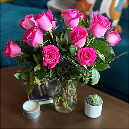 Long Stem Pink Rose Bouquet – GOOSEBERRIES FLOWER SHOP BY BERKOT'S, Twin Lakes WI