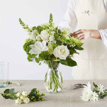 Irish Garden - A Florist Original – GOOSEBERRIES FLOWER SHOP BY BERKOT'S, Twin Lakes WI