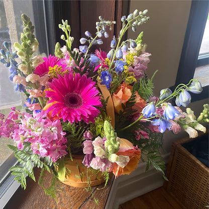 Garden of Life Basket – GOOSEBERRIES FLOWER SHOP BY BERKOT'S, Twin Lakes WI