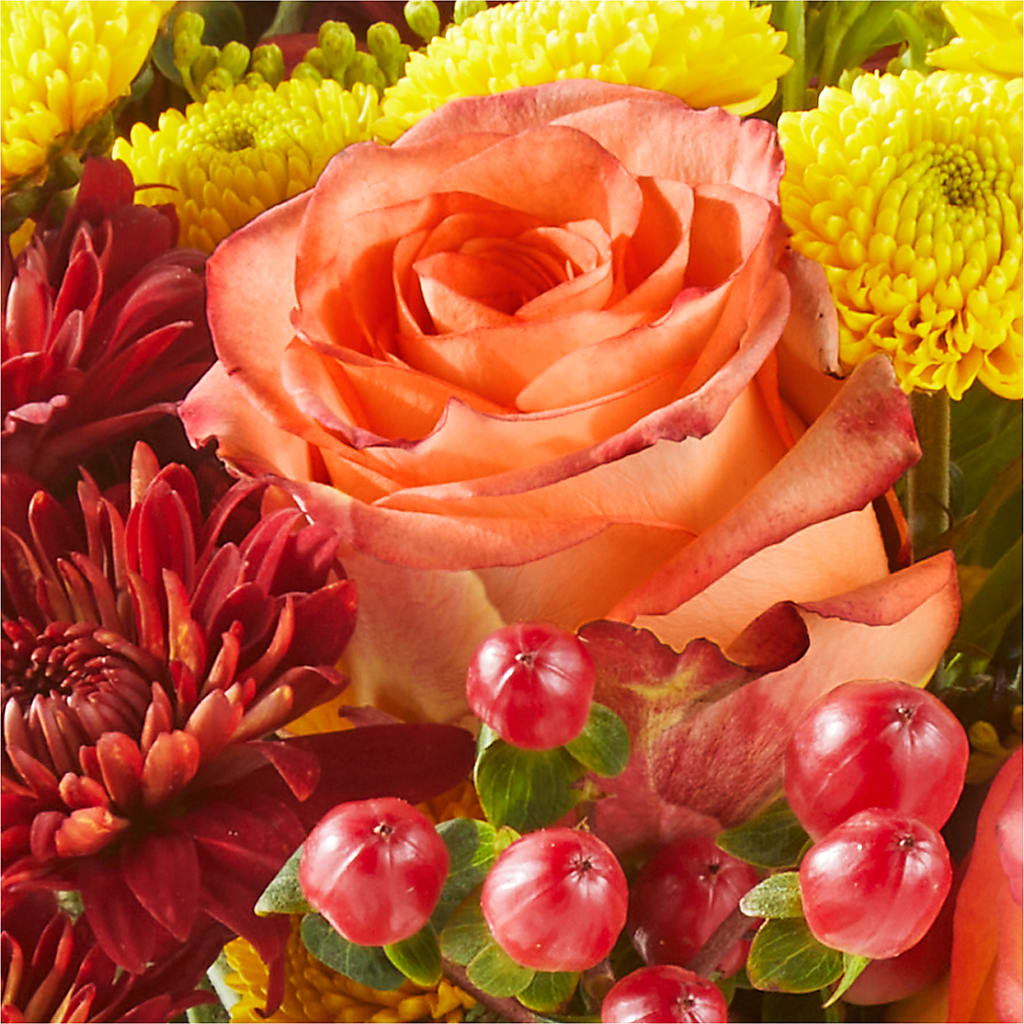 Apple Picking Bouquet – GOOSEBERRIES FLOWER SHOP BY BERKOT'S, Twin Lakes WI