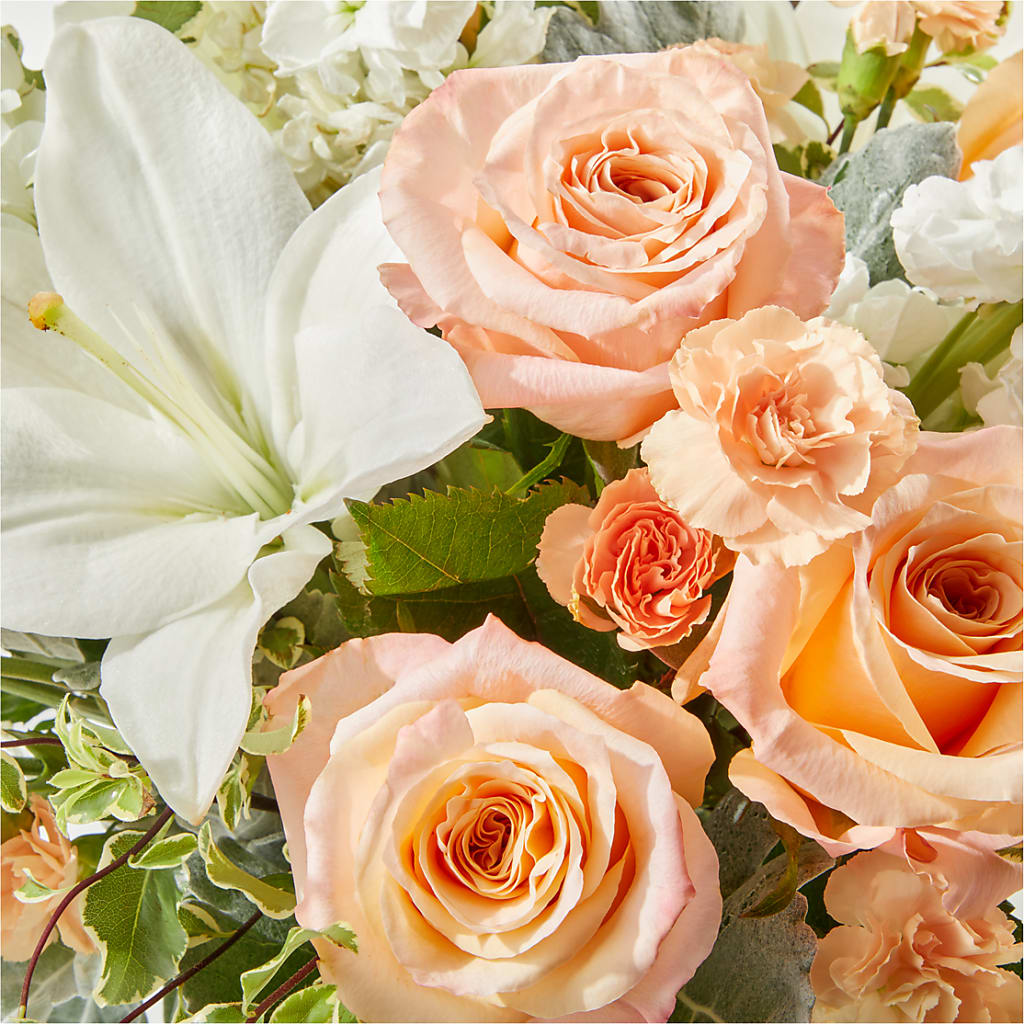 Darling Bouquet – GOOSEBERRIES FLOWER SHOP BY BERKOT'S, Twin Lakes WI