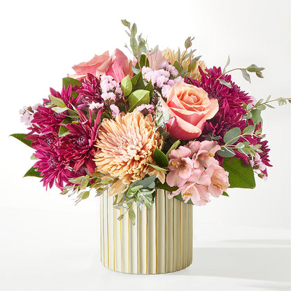 Berry Cobbler Bouquet with Ivory Vase – GOOSEBERRIES FLOWER SHOP BY BERKOT'S, Twin Lakes WI