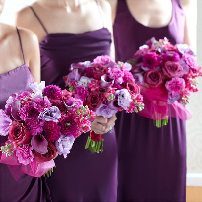 Bridesmaid's Garden Bouquet – GOOSEBERRIES FLOWER SHOP BY BERKOT'S, Twin Lakes WI