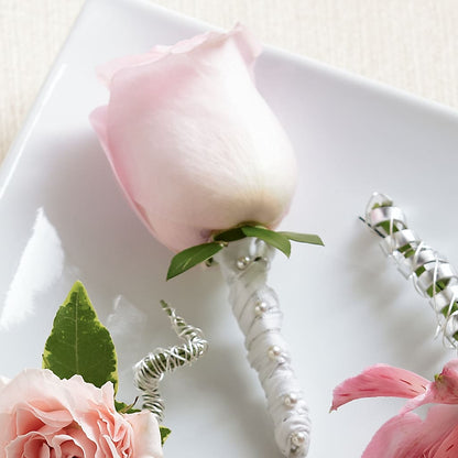 Pink Rose Boutonniere – GOOSEBERRIES FLOWER SHOP BY BERKOT'S, Twin Lakes WI